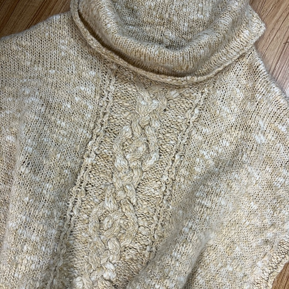 Free People Chunky Knit poncho sweater Womens boho fall tan/yellow M